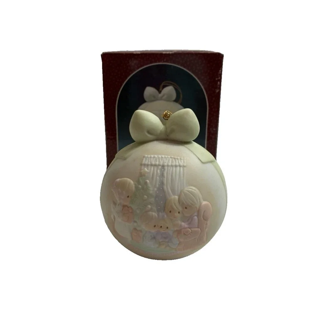 Precious Moments Ball Ornament 1990 May Your Christmas Be a Happy Home 523704